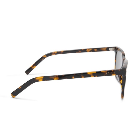 DIFF Billie Shadow Tortoise Grey Polarized Sunglasses Unisex - Picture 3 of 15